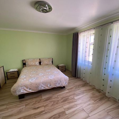 Transilvania Rent Hunedoara Exteriér fotografie