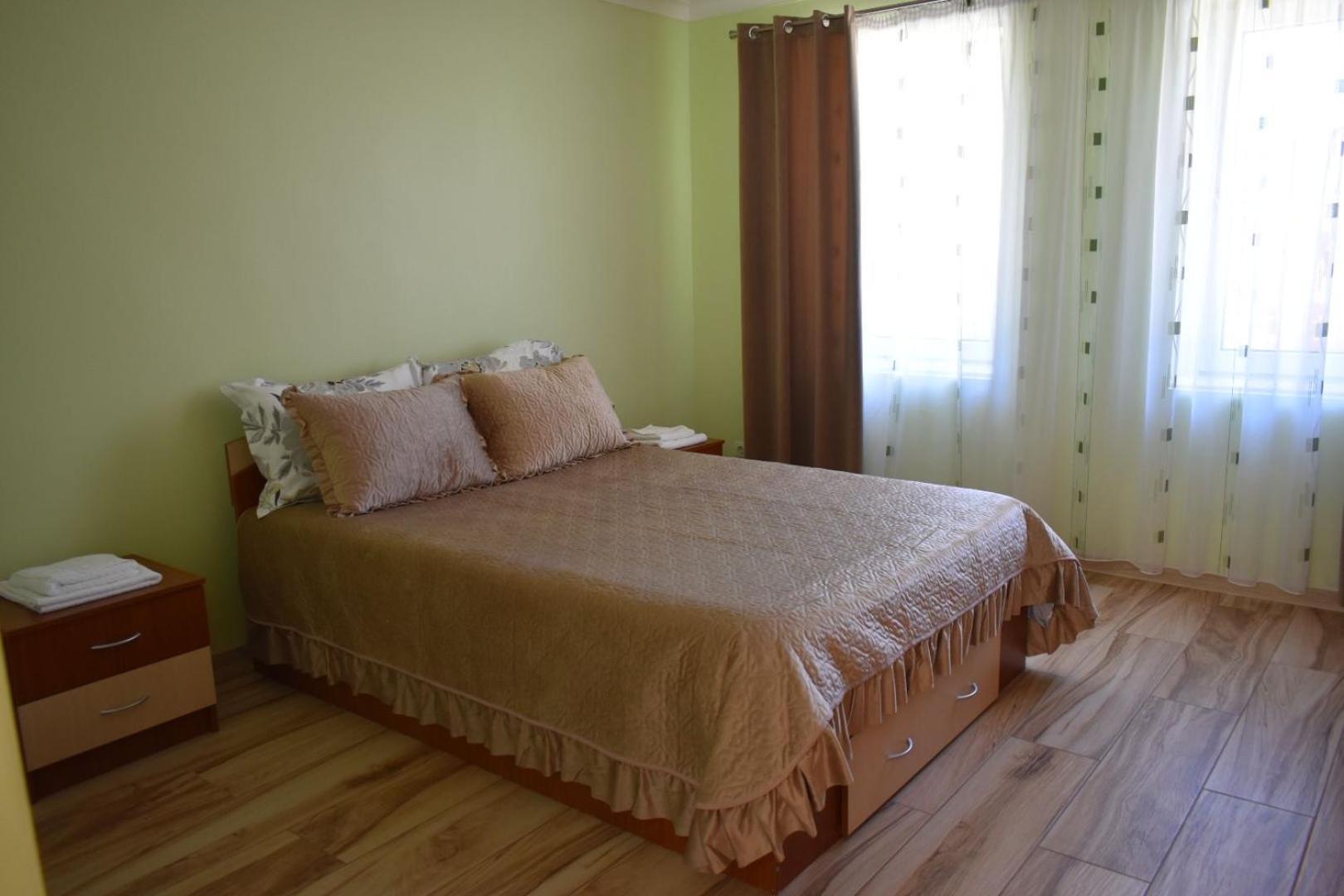 Transilvania Rent Hunedoara Exteriér fotografie