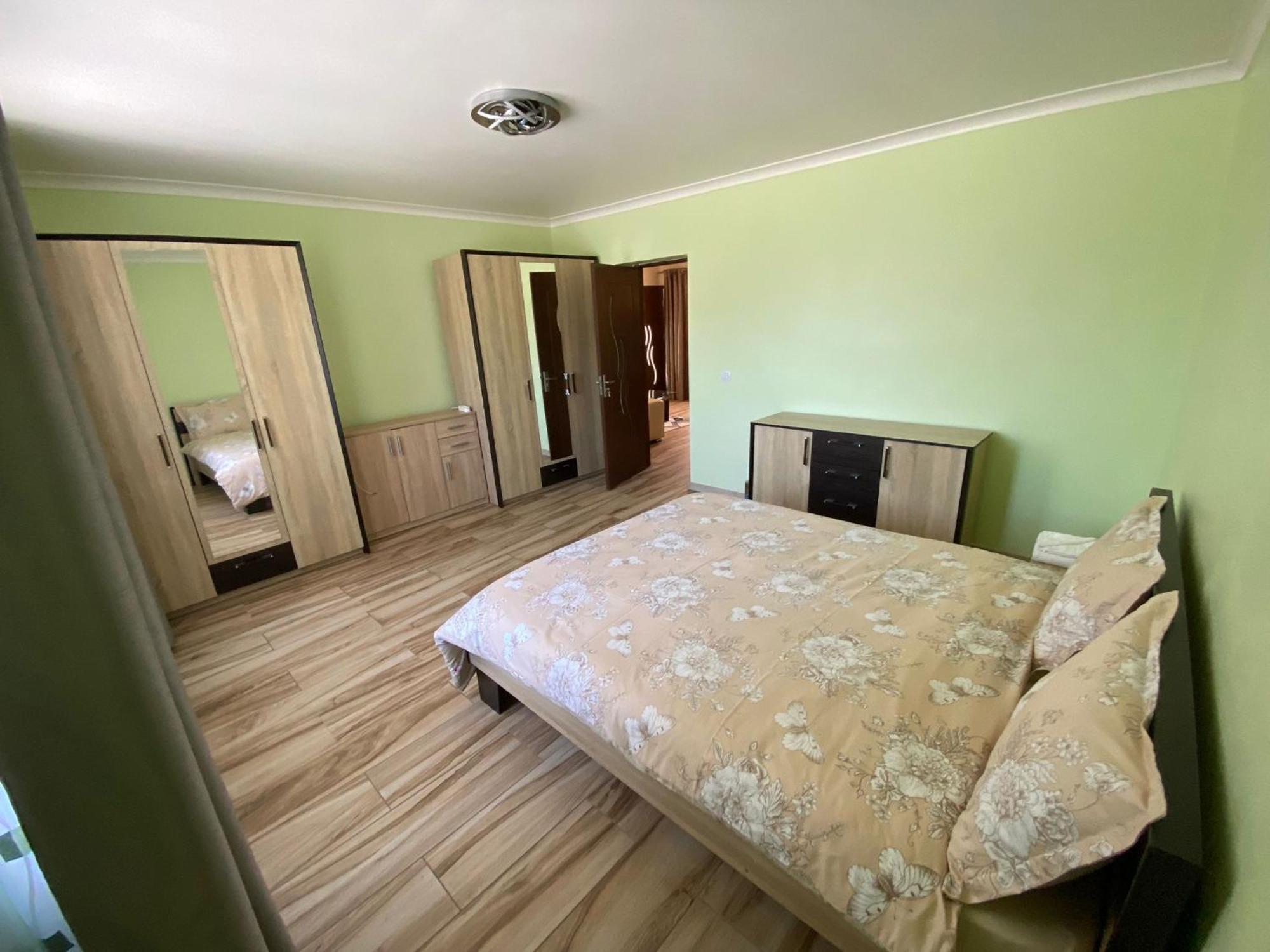 Transilvania Rent Hunedoara Exteriér fotografie